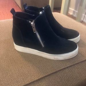 Steve Madden sneaker